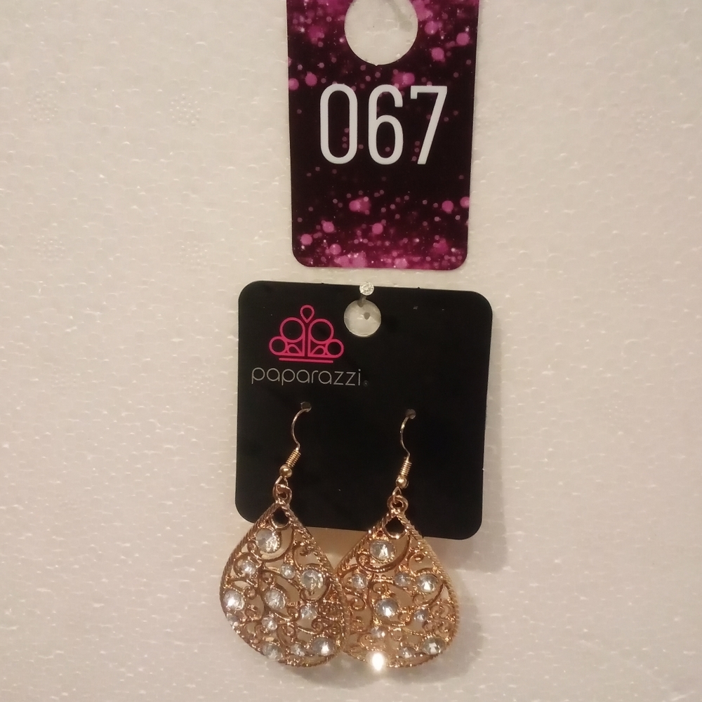 Jewelry - Picture 6 of 16